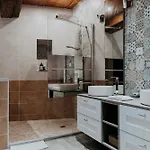 Bed & Breakfast Calma - &